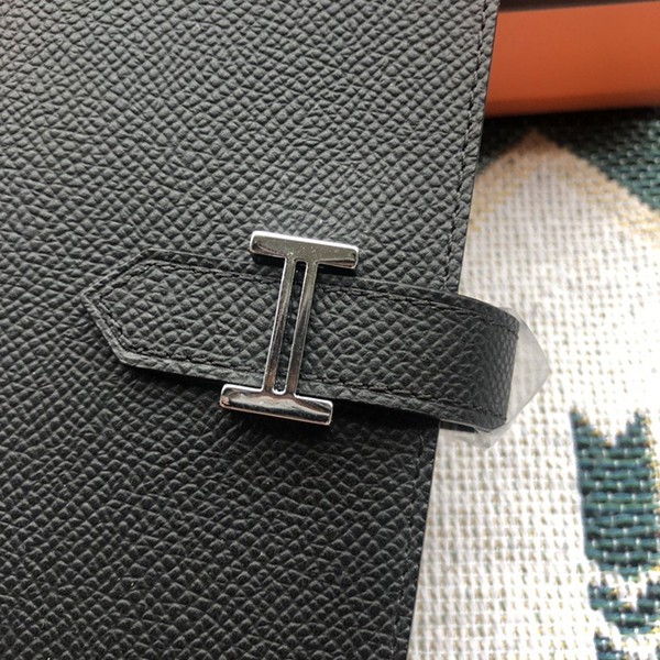 エルメス ベアン スフレ コピー ヴォーエプソン 長財布 シルバー金具