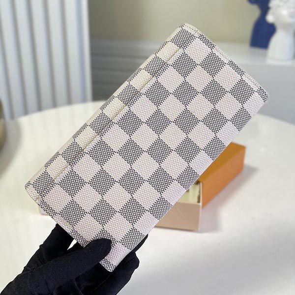 ラッピング無料ルイヴィトン 財布 コピー ポルトフォイユ・サラ LV20289