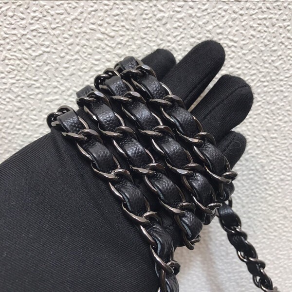 シャネル キャビアスキン ショルダーバッグブラックshn61668