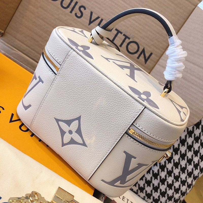 ♡白が上品で可愛い♡ルイヴィトン バッグ バニティコピーPM M45599