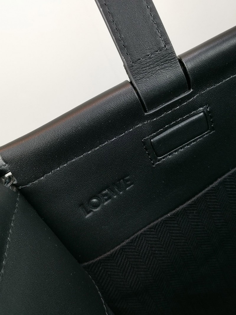 春もの新作ロエベ トートバッグ 偽物 Small Cushion Tote☆クッショントートスモール☆送料込 A612A93X252426