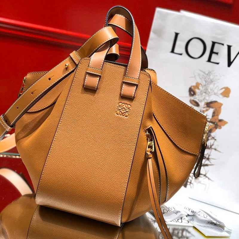 ロエベ ハンモック コピー バッグ スモール Hammock small lov79650