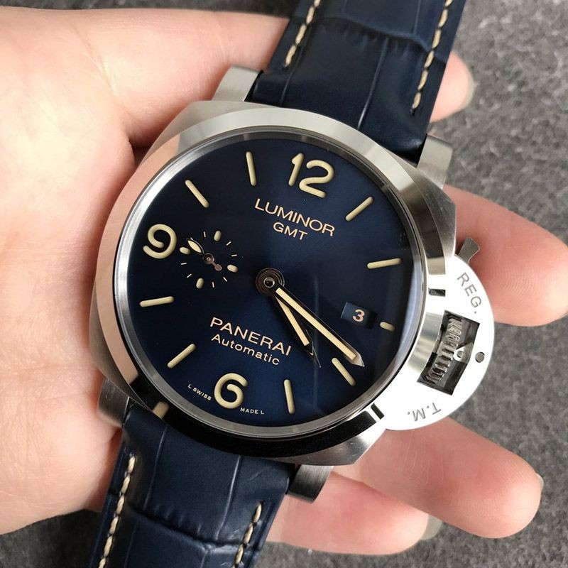 色鮮やかなブルー文字盤が人気!パネライ ルミノール GMT 偽物 PAM1033