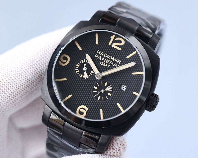 パネライ ラジオミール 3デイズ GMT パワーリザーブ オートマティック アッチャイオ 45MM PAM00658
