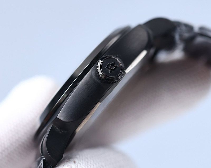 パネライ ラジオミール 3デイズ GMT パワーリザーブ オートマティック アッチャイオ 45MM PAM00658