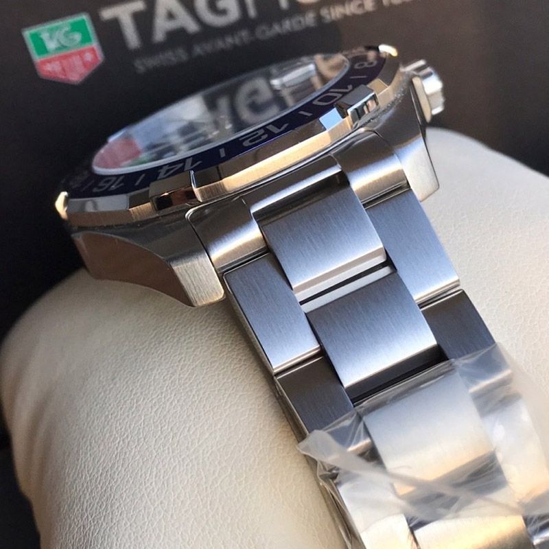タグホイヤー アクアレーサー コピー自動巻ウォッチ - 直径 43 mm WAY201F.BA0927