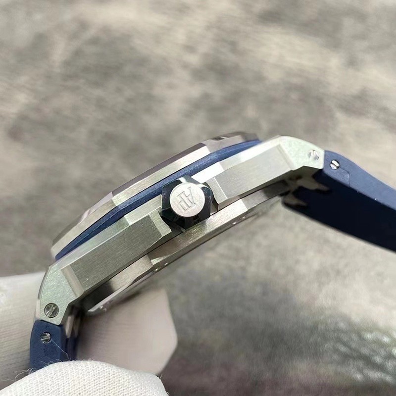 オーデマピゲ コピー ロイヤルオークオフショア ダイバー ブティック限定 Odl51623