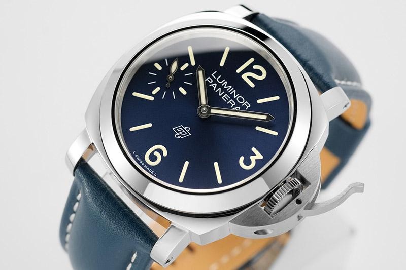 一目惚れ♪パネライ ルミノール コピーカーフストラップ 44mm pal29604