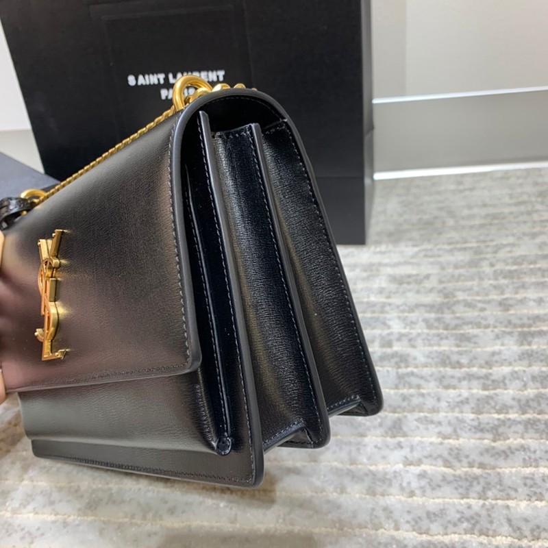 完売必至サンローラン ショルダーバッグ コピー サンセット ミディアム バッグ クロコ エンボス Sad89351