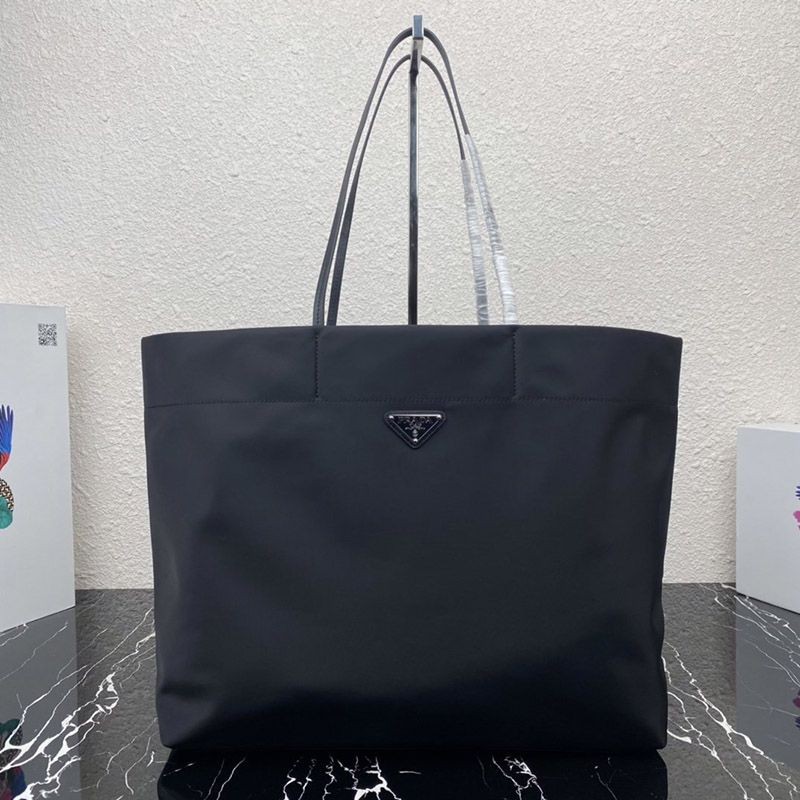 超希少!【プラダ】プラダ*Re Nylon コピーサフィアーノレザー トートバッグ pus78470
