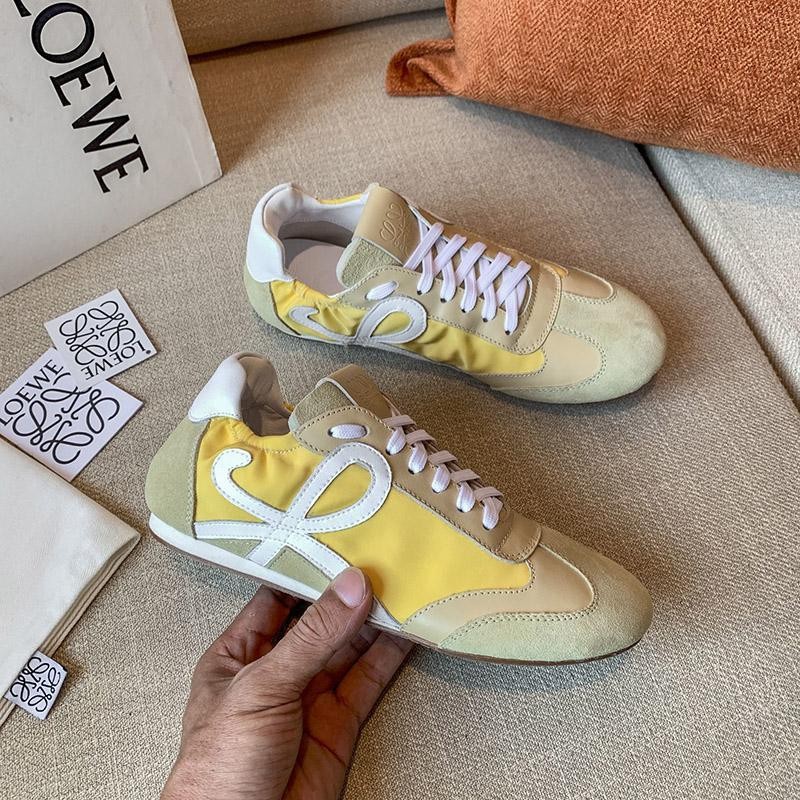 ロエベLOEWE バレエランナー35