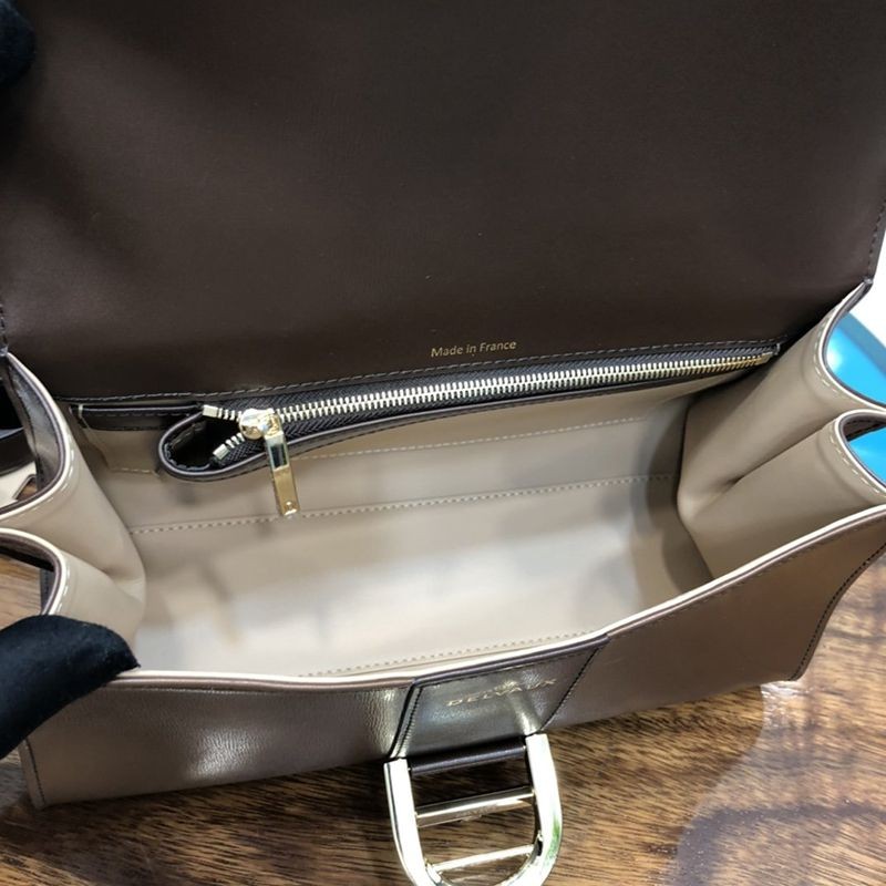 定番【DELVAUX 偽物】カーフスキン ブリヨン MM ショルダー ハンドバッグ 3サイズ Des63290