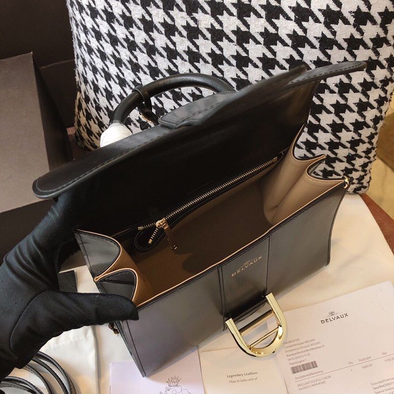 争奪戦【デルボー ハンドバッグ 偽物】ブリヨン Ivoryステッチ ミディアムハンドバッグ Dej22268