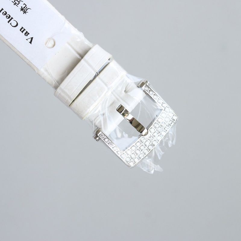 【人気】ヴァンクリーフ&アーペル 時計 スーパーコピー チャーム ミニ ウォッチ 32mm vae86050
