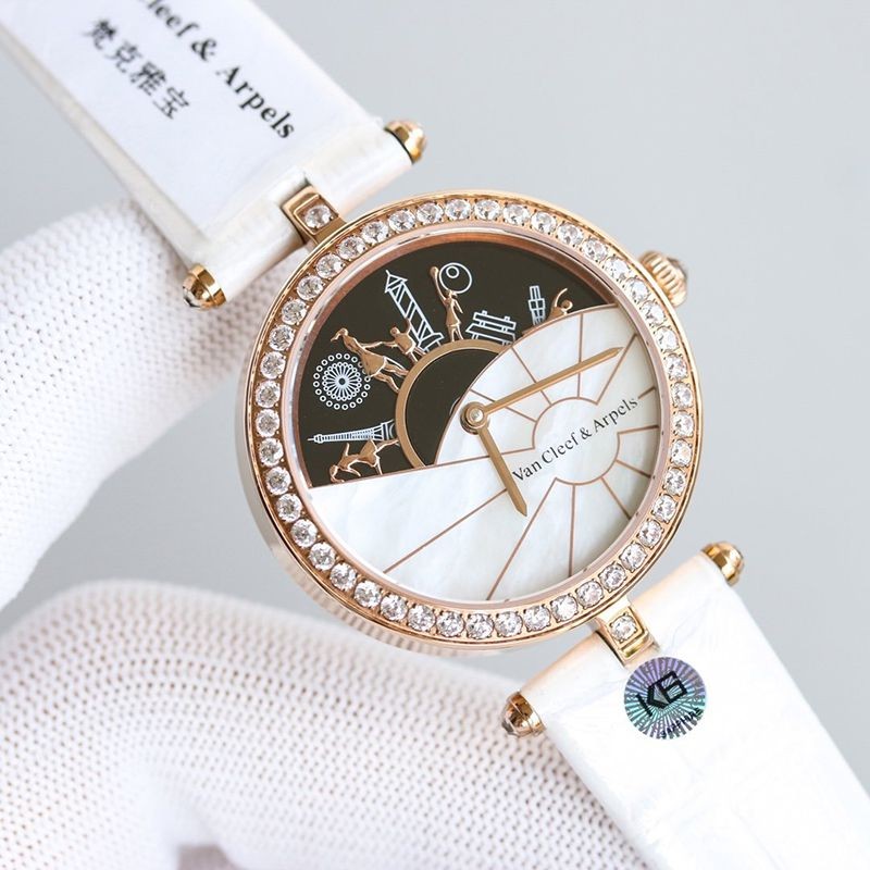 【人気】ヴァンクリーフ&アーペル 時計 スーパーコピー チャーム ミニ ウォッチ 32mm vae86050