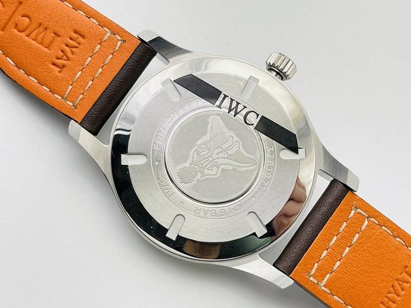 最安値挑戦IWC パイロットウォッチ コピー マーク18 プティプランス iwm45017