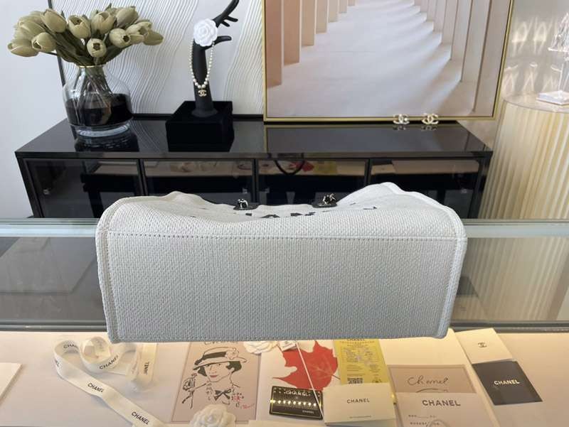 シャネル トートバッグ 偽物 ドーヴィルライン ロゴキャンバス 2wayバッグ shw75559