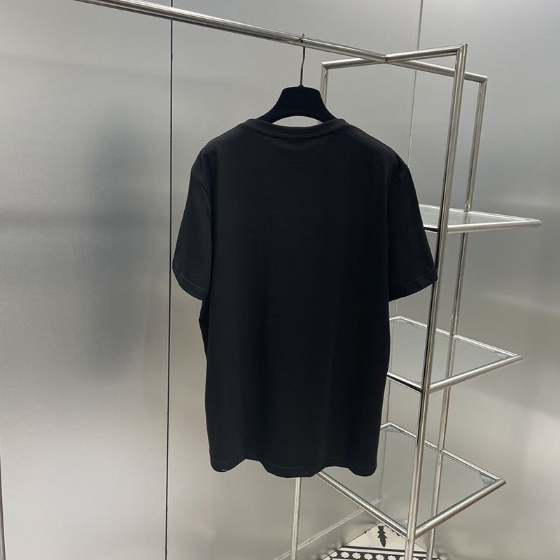 大人気!!新色最強コラボ シュプリーム × バーバリー ボックスロゴ T