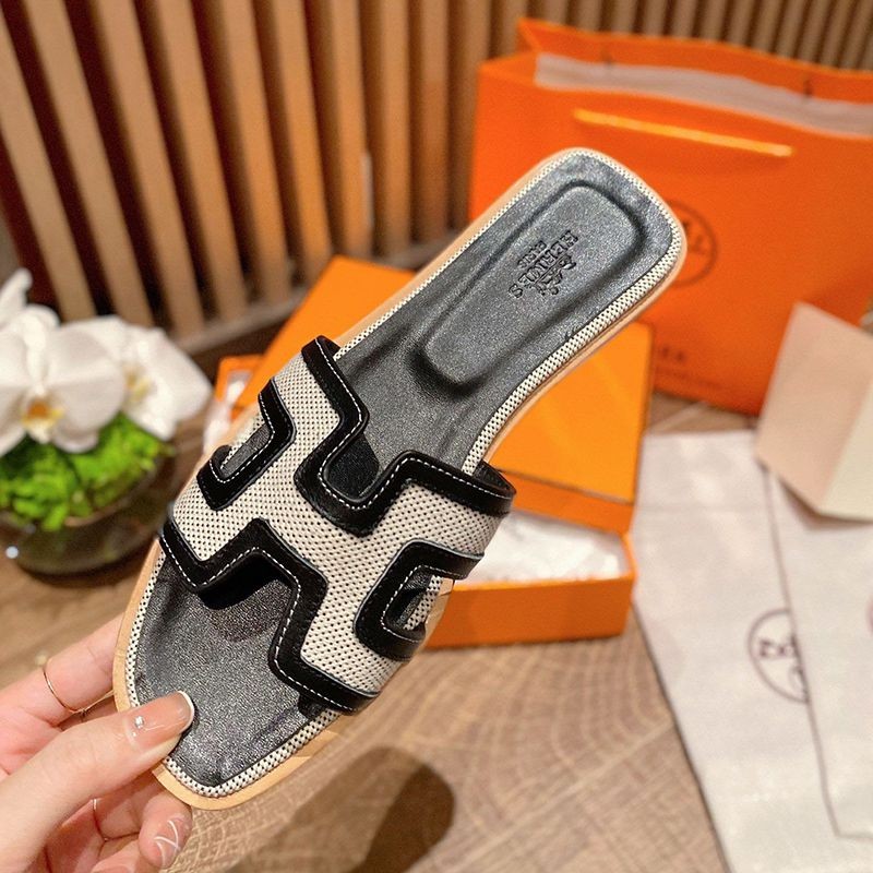 超話題!送込エルメス Oran sandal コピー オラン レザー&キャンバス サンダル erq02555