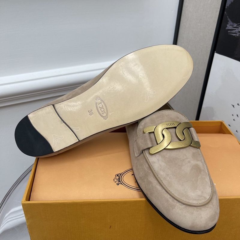 TODS スーパーコピー ケイトレザーローファー toi76605