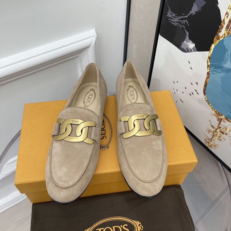 TODS スーパーコピー ケイトレザーローファー toi76605