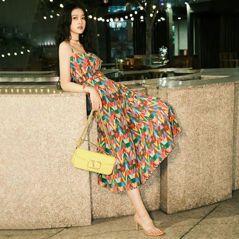 VALENTINO バレンティノノースリーブ シルクドレス フラワージャガード