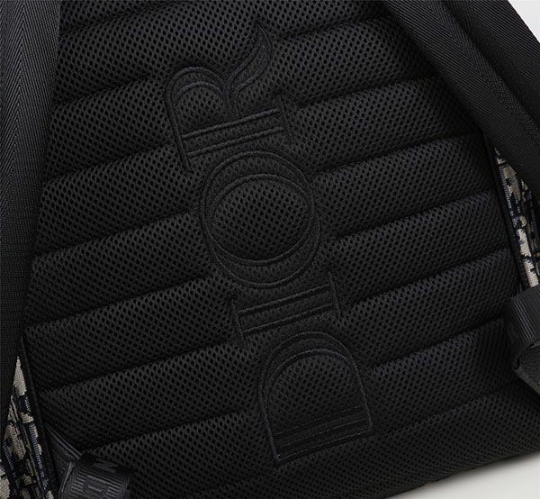 《大人気》ディオール SADDLE バックパック リュック 偽物 dei04556