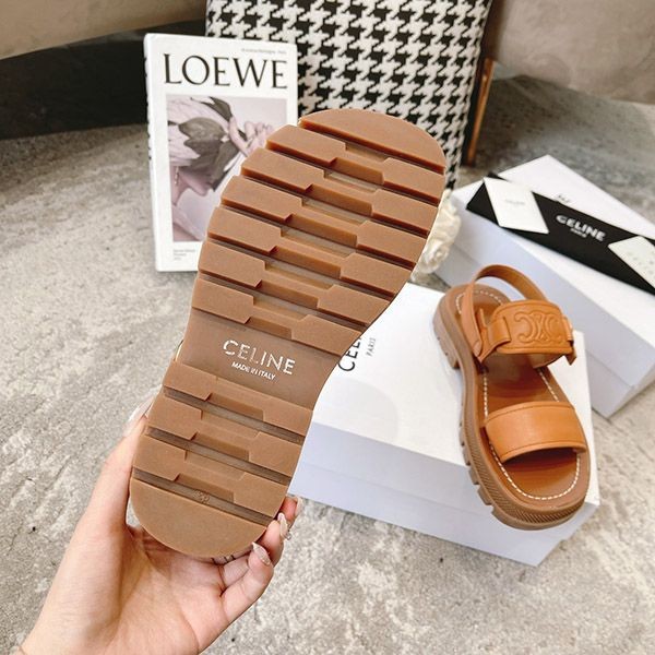 日本未入荷【セリーヌ コピー】CLEA TRIOMPHE クレア トリオンフ
