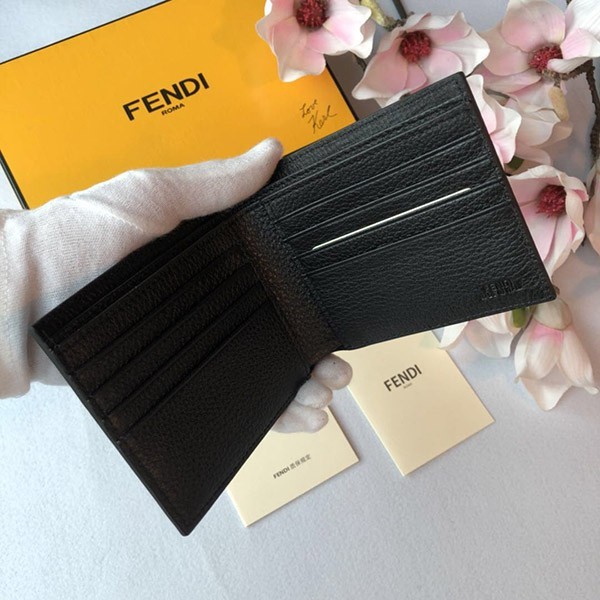 ★日本!!人気!フェンディ 二つ折り財布 スーパーコピー fej18413