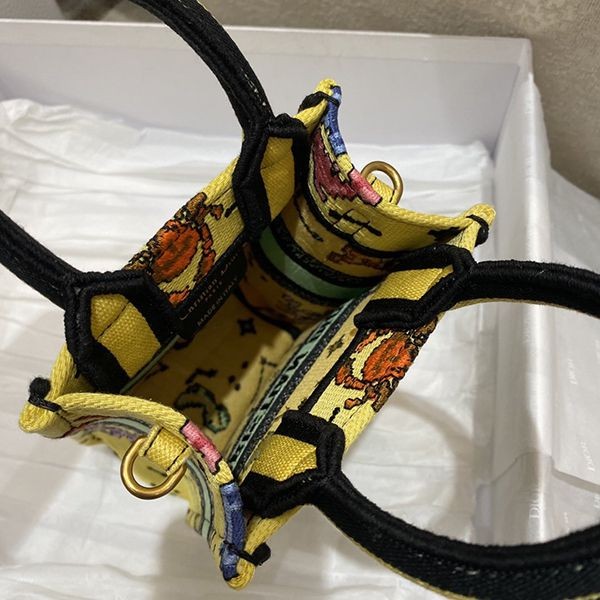 ディオール BOOK TOTE 偽物ミニ フォンバッグ【追跡付】 dee74755