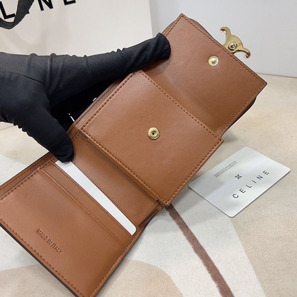 ★日本!!人気!セリーヌ ラムスキンフラップウォレット 偽物ミニ財布 Cea91916