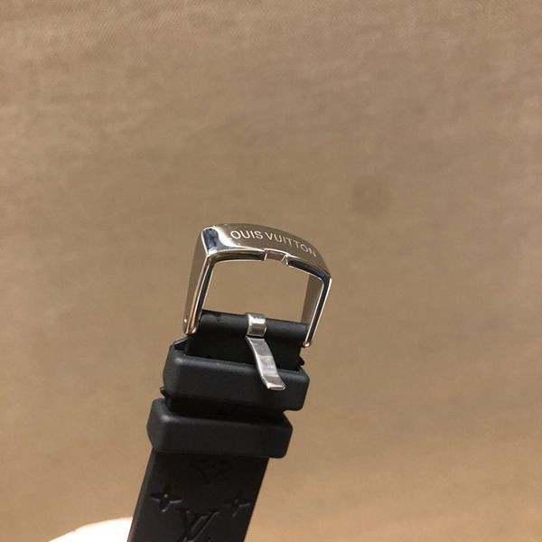 ルイヴィトン タンブール コピー クロノグラフ 42mm 入手困難品! vuq11111