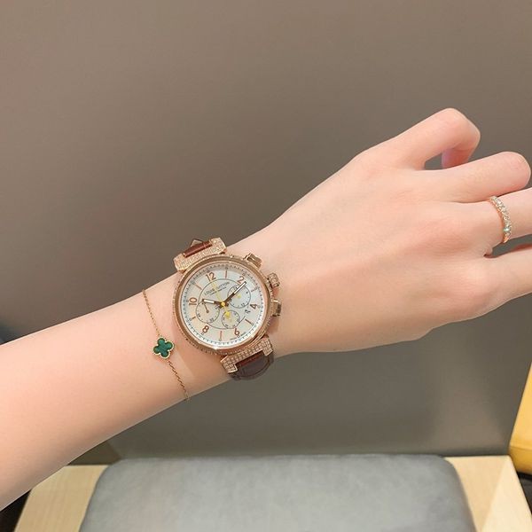 ルイヴィトン タンブール コピー クロノグラフ 41mm vus94124