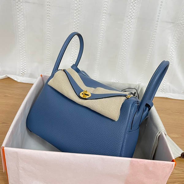 エルメス コピー リンディ 26cm トリヨンクレマンス 2色金具 ery82588
