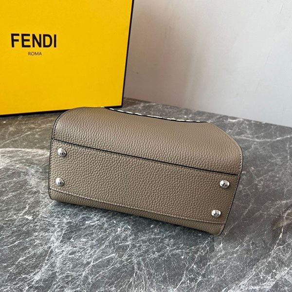 大人気♪フェンディ コピー ショルダーバッグ 新色☆希少 fen26362