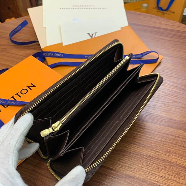 送料込 ルイヴィトン ジッピーウォレット 偽物 長財布 M60015