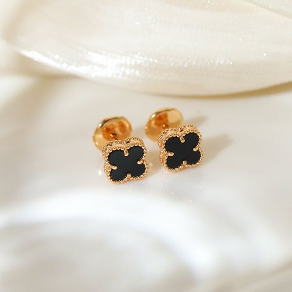 可愛い ヴァンクリーフ&アーペル アルハンブラ ピアス コピー vah04662