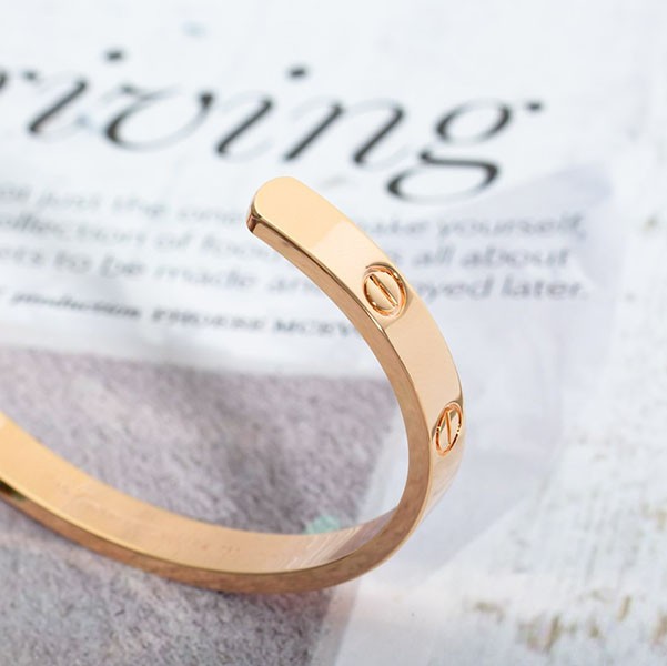 カルティエラブバングルブレスレットCartier Love Bangle カルティエの