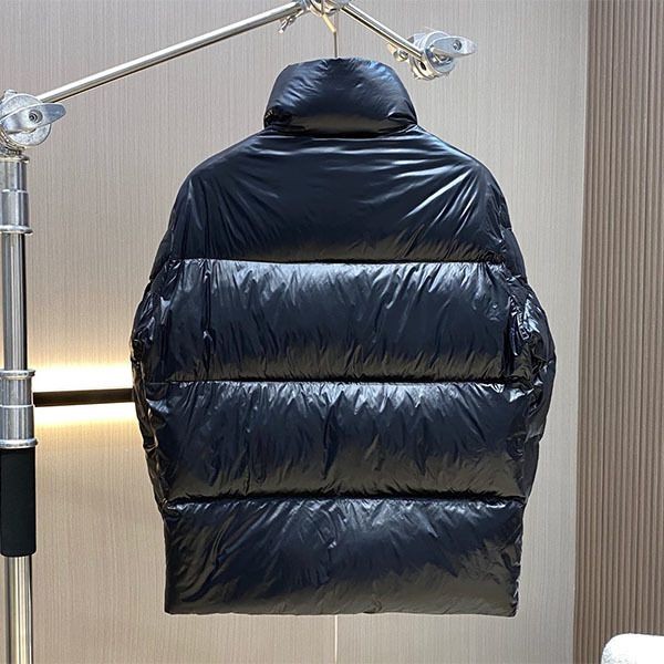 超人気 モンクレール ダウンジャケット コピー mop48034