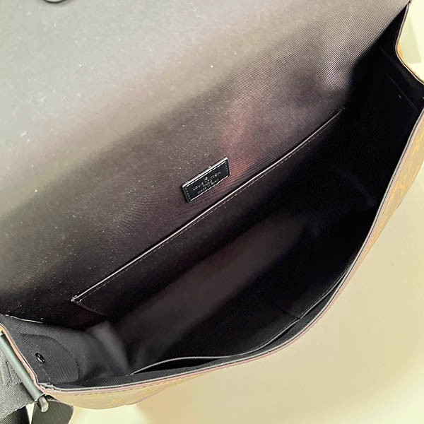 ルイヴィトン 偽物 アーチ―・メッセンジャー ショルダーバッグ M46328