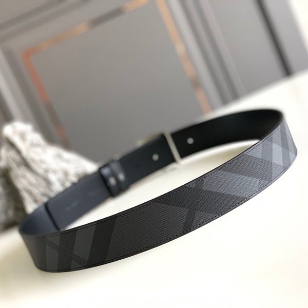 バーバリー コピー リバーシブル チャコールチェック&レザー TBベルト Bau48019