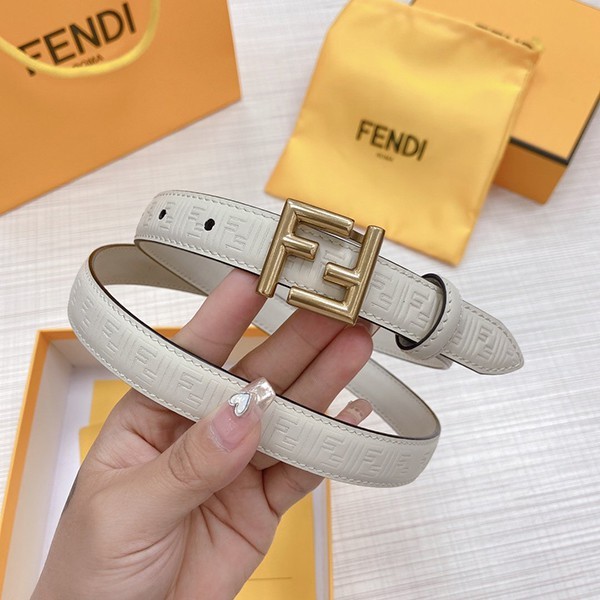 フェンディ FFモチーフ レザー ベルト カーフレザー早い者勝ち♡ fej20363