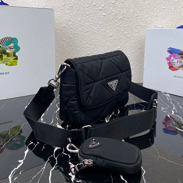 定番プラダ ナッパレザー システム パッチワーク バッグ 偽物 put88711