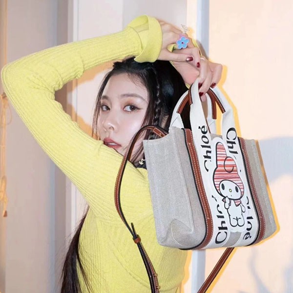 【新品】希少 CHLOE クロエ WOODY ミディアム マイメロディ コラボ ☆超人気☆マイ メロディ for クロエ woody 偽物 スモールトートバッグ