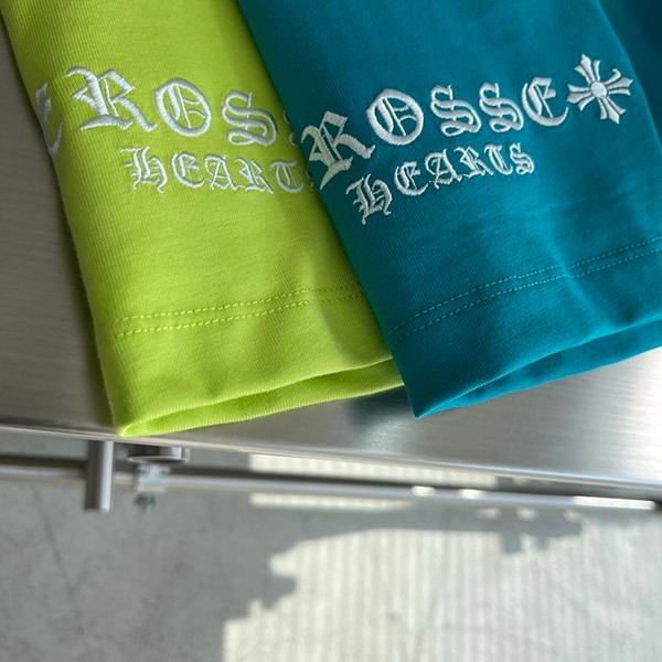 クロムハーツ セメタリークロス コピー♪ロゴTシャツ Kur64131