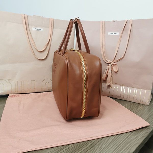 激安価格！ミュウミュウ レザー トップハンドルバッグ スーパーコピー