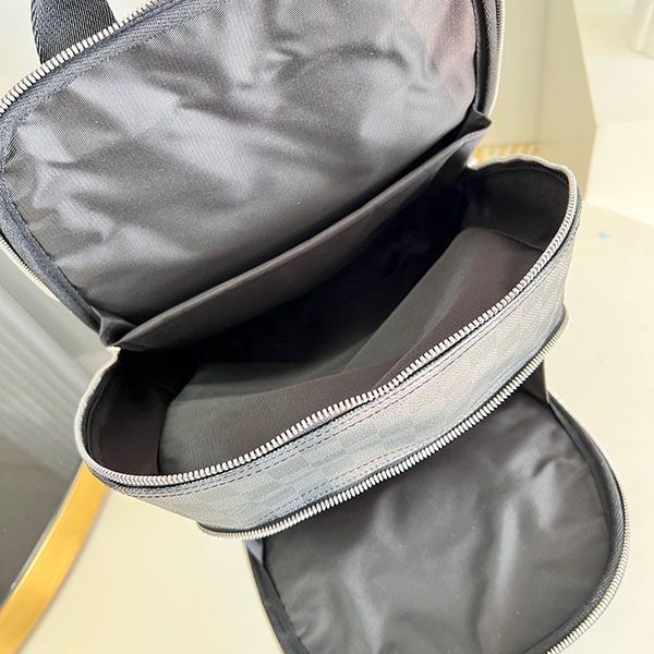 ルイヴィトン メンズ バックパック 偽物 ミカエル ダミエ N58024