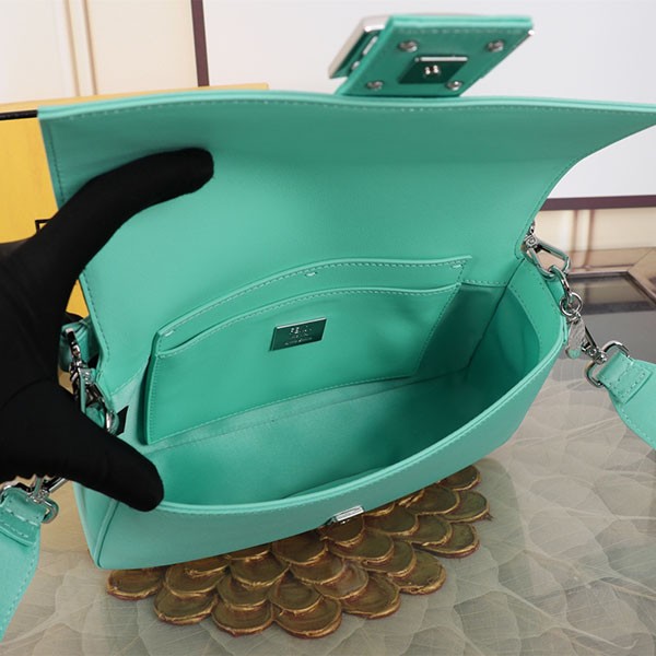 コラボ限定 ティファニー フェンディ コピー バゲットバッグ ミディアム fep69335