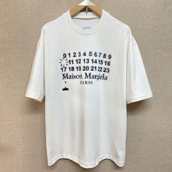 大人気!メゾン マルジェラ ナンバーロゴTシャツコピー 白 Mab80079