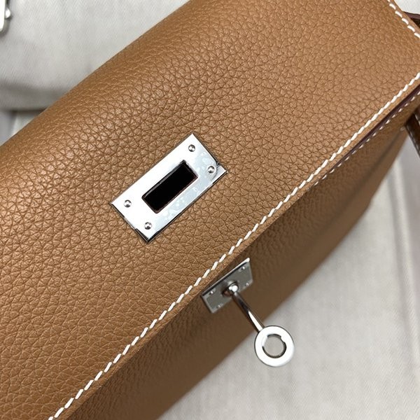 注目度抜群!エルメス ケリー 25 コピー シルバー金具 erm56046